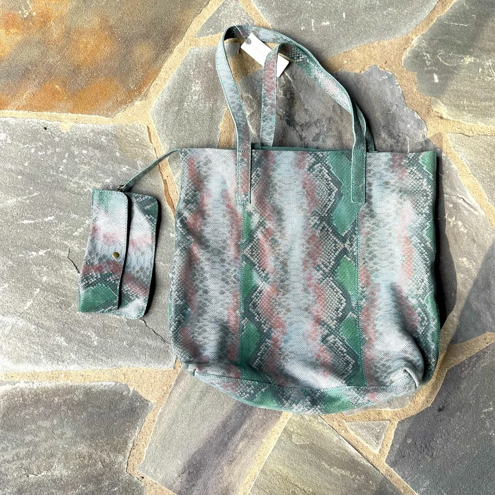 Anthropologie leather includes